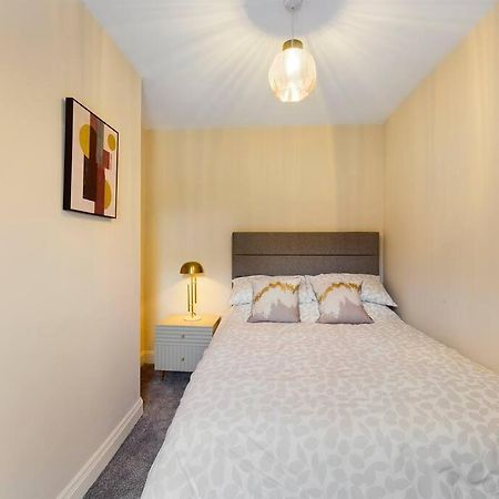 It'S Broadway Baby! Great House Close To City Centre Белфаст Екстериор снимка